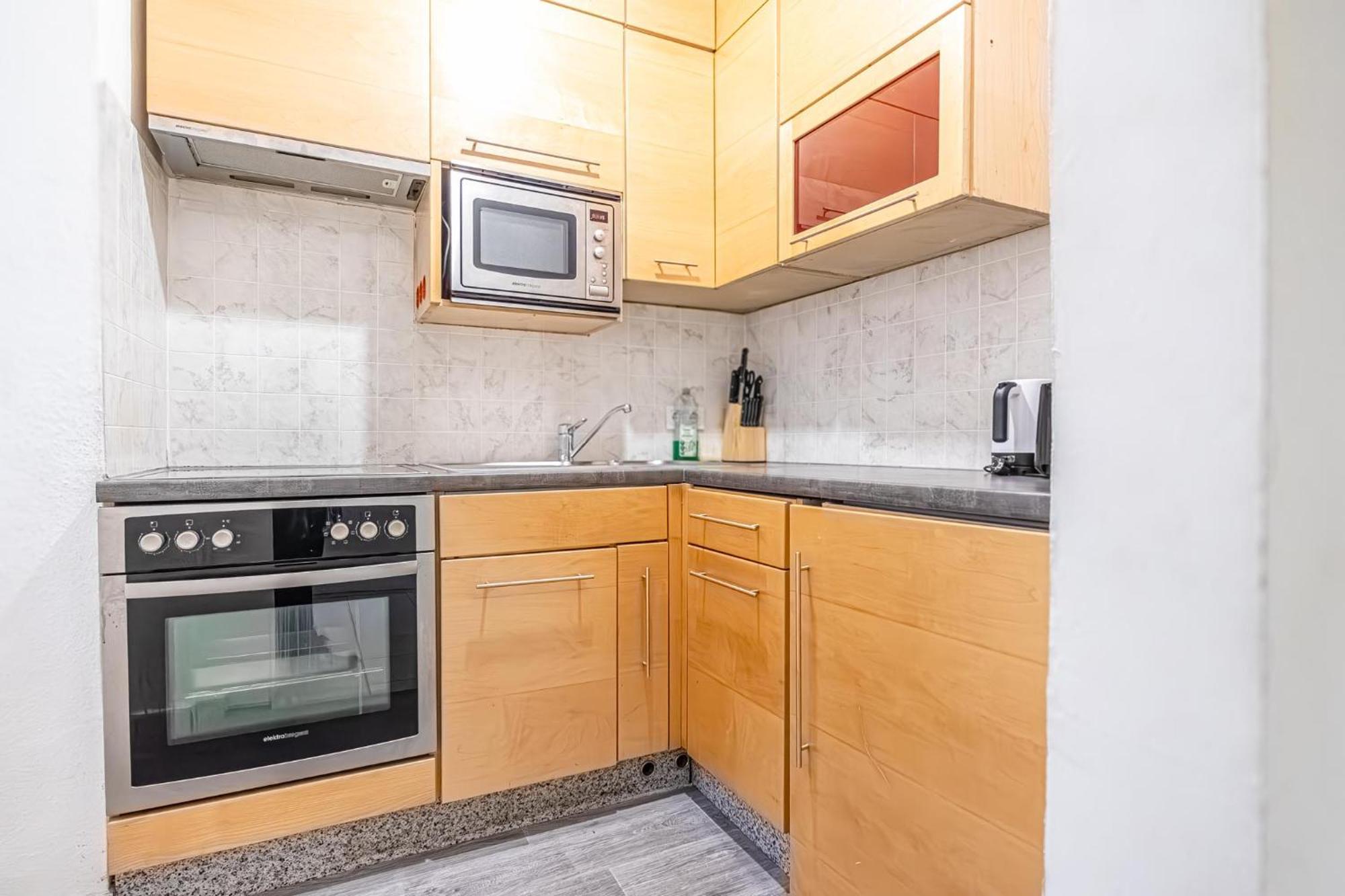 Cozy 1Br - Perfect For Long Stays เวียนนา ภายนอก รูปภาพ