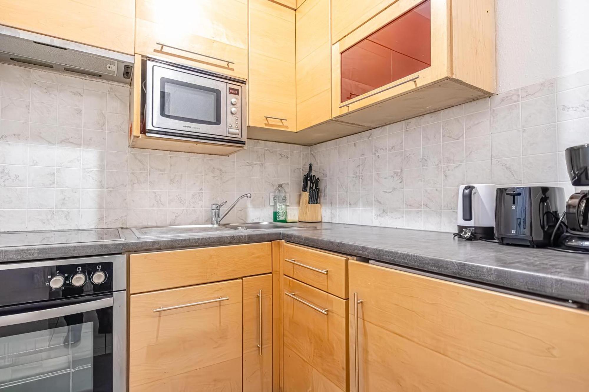 Cozy 1Br - Perfect For Long Stays เวียนนา ภายนอก รูปภาพ