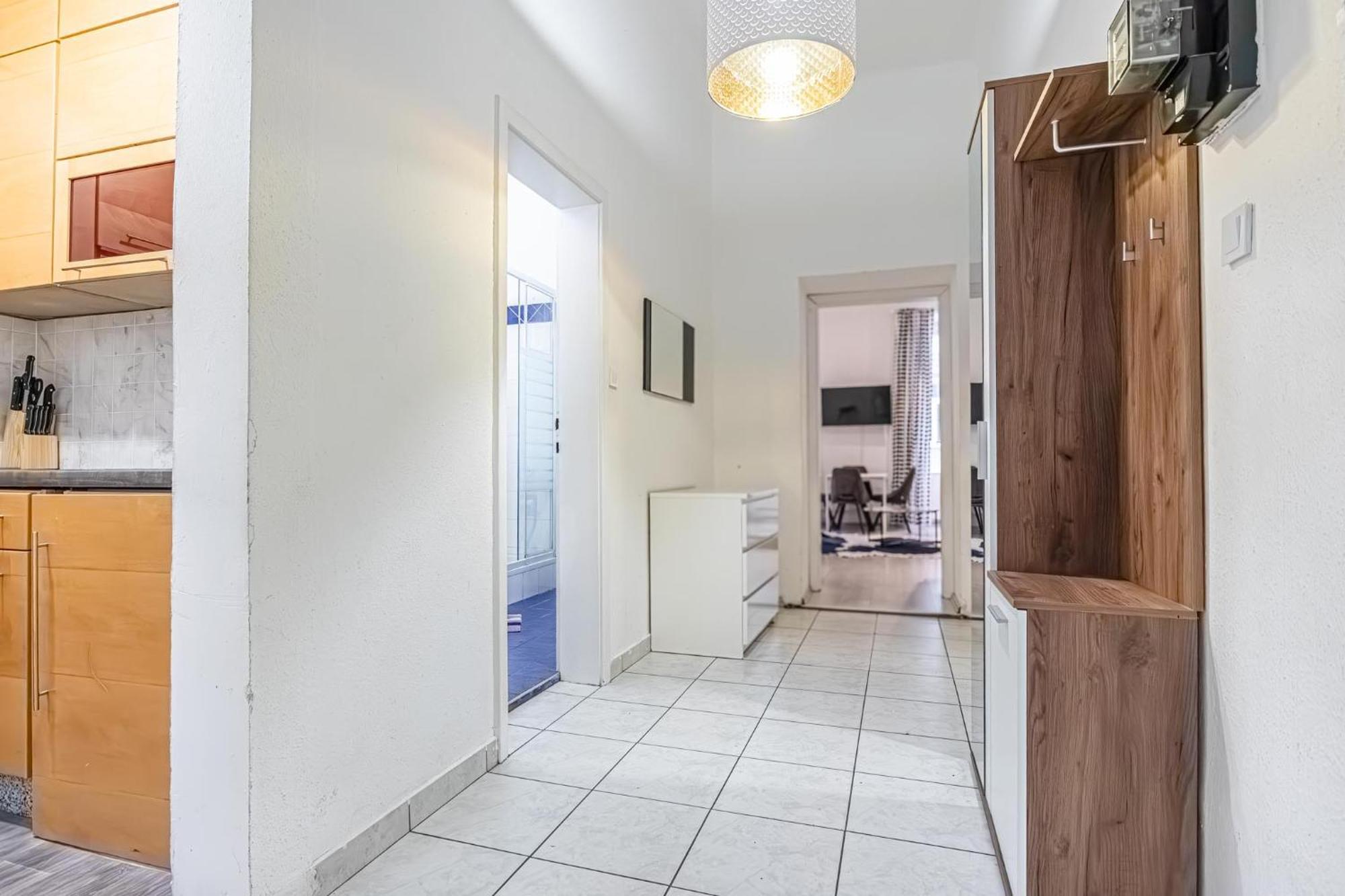 Cozy 1Br - Perfect For Long Stays เวียนนา ภายนอก รูปภาพ