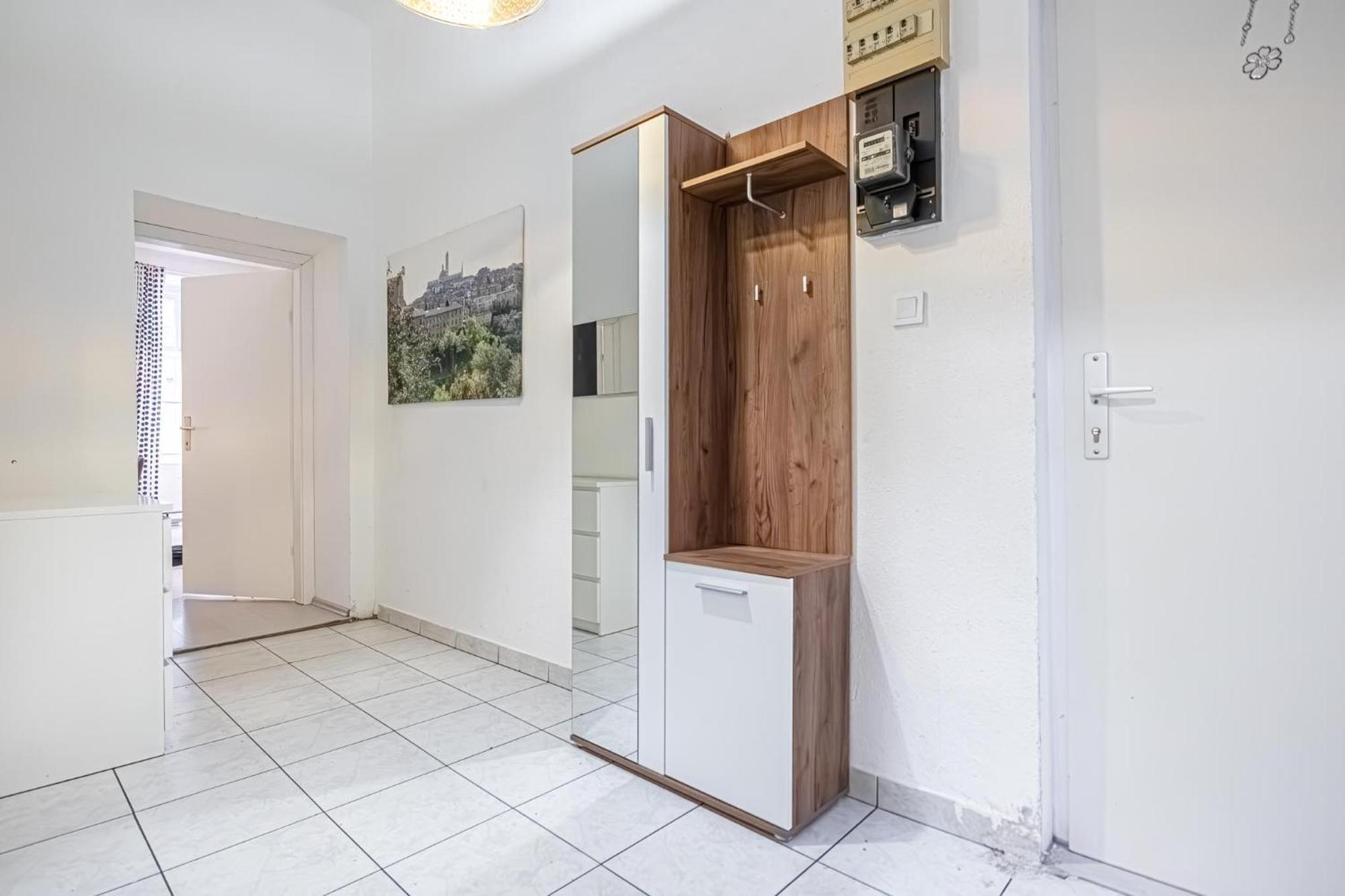 Cozy 1Br - Perfect For Long Stays เวียนนา ภายนอก รูปภาพ