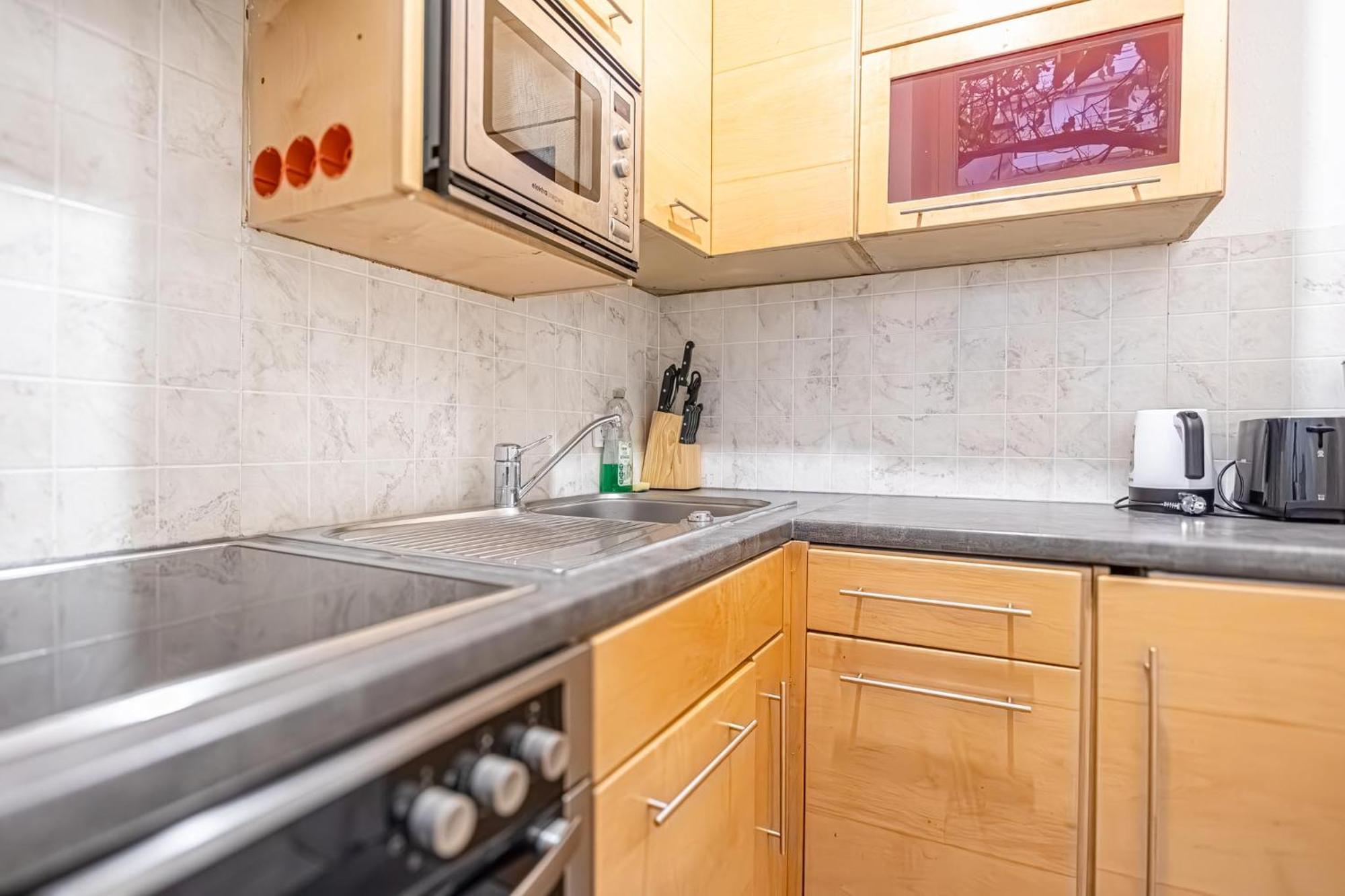 Cozy 1Br - Perfect For Long Stays เวียนนา ภายนอก รูปภาพ